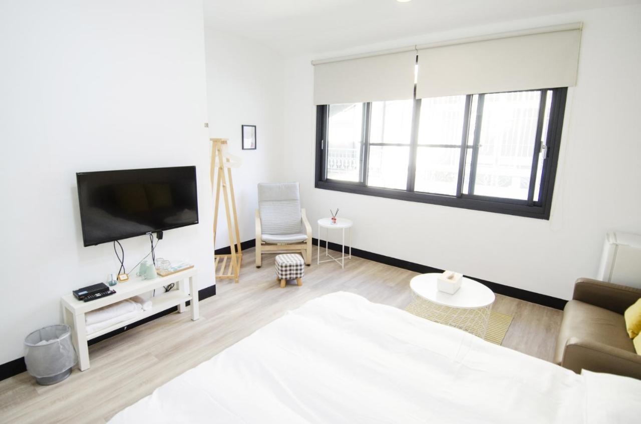 Tt Guesthouse旅人時光民宿 台南 エクステリア 写真